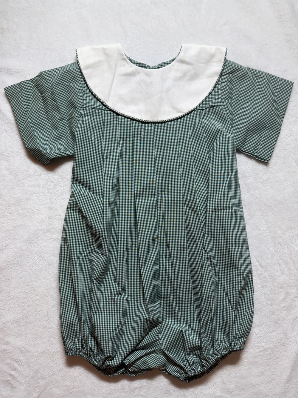 NWOT Green Gingham Bubble Romper with White bib Collar 3